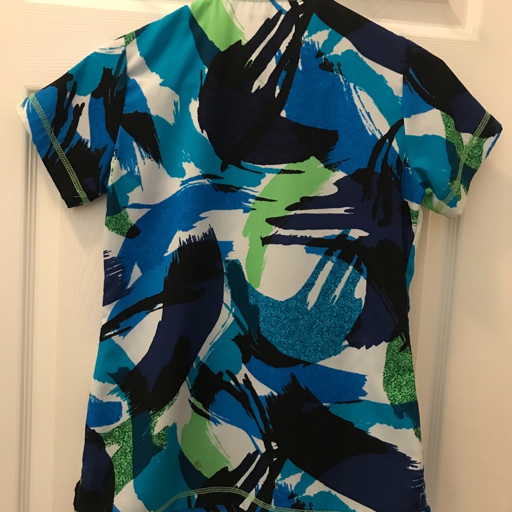 Scrub Top - Picture 2 of 2